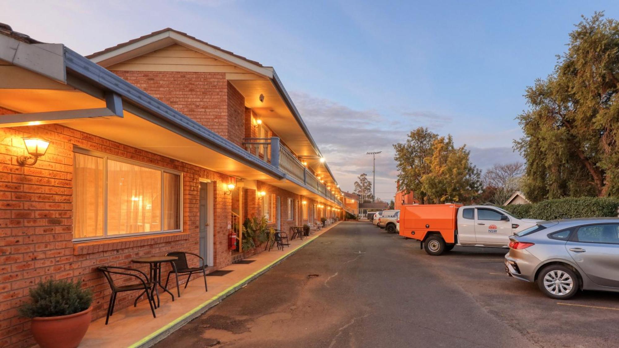 Blue Diamond Motor Inn Dubbo Eksteriør bilde